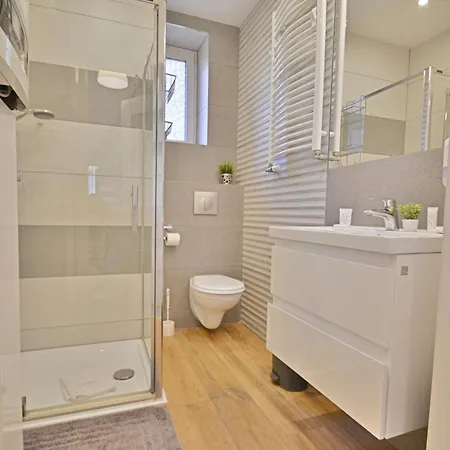 Apartament Sienkiewicza - Blisko Promenady - Parking Świnoujście